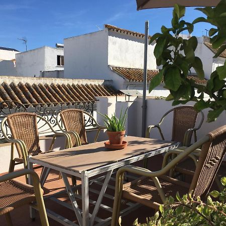 הוילה Casa Leon Blanco Carmona Reformada Centrica Con Chimenea Y Terraza Con Vistas מראה חיצוני תמונה
