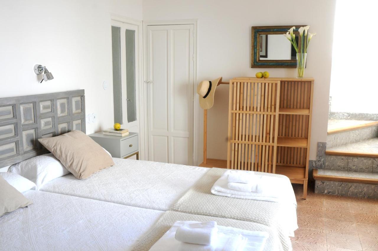 הוילה Casa Leon Blanco Carmona Reformada Centrica Con Chimenea Y Terraza Con Vistas מראה חיצוני תמונה